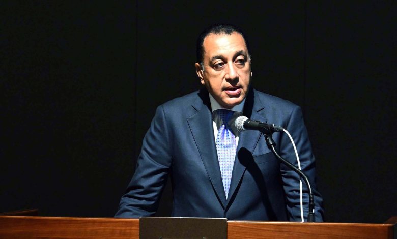 من طوكيو.. رئيس الوزراء يدعو الشركات اليابانية لإنشاء منطقة صناعية في المنطقة الاقتصادية لقناة السويس من طوكيو.. رئيس الوزراء يدعو الشركات اليابانية لإنشاء منطقة صناعية في المنطقة الاقتصادية لقناة السويس