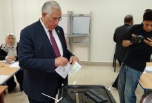 أمين عام حزب الجبهة الوطنية يدلي بصوته في انتخابات مجلس الشيوخ ويؤكد: صوتك خنجر في صدر الجماعات الإرهابية