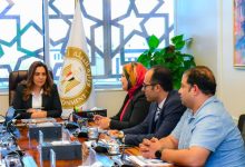 د. منال عوض تناقش مع القائمين على منظومة التفتيش البيئي مقترحات وآليات تطوير العمل