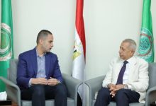 نائب وزير الصحة يبحث مع رئيس الأكاديمية العربية للعلوم والتكنولوجيا سبل التعاون في مجال التدريب وتنمية الكوادر