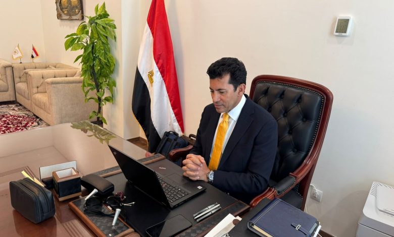 وزير الشباب والرياضة يتابع استعدادات إطلاق مبادرة “الكيانات في الشارع” وزير الشباب والرياضة يتابع استعدادات إطلاق مبادرة “الكيانات في الشارع”