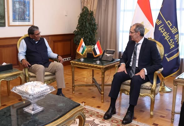 وزير الاتصالات يبحث مع سفير الهند بالقاهرة تعزيز التعاون بين البلدين وزير الاتصالات يبحث مع سفير الهند بالقاهرة تعزيز التعاون بين البلدين