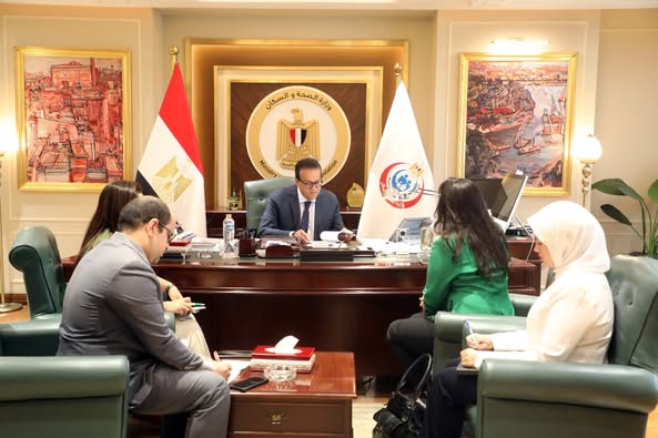 وزير الصحة يبحث مع المرشحة لمنصب سفيرة مصر لدى السويد ولاتفيا آفاق التعاون الصحي وزير الصحة يبحث مع المرشحة لمنصب سفيرة مصر لدى السويد ولاتفيا آفاق التعاون الصحي