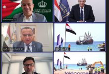 “كورال بريدج”.. وزير الاتصالات يشهد إنزال أول كابل بحري مباشر يربط بين مصر والأردن في مدينة طابا