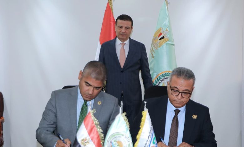 وزير الزراعة يشهد بروتوكول تعاون بين “بحوث الهندسة الزراعية” و”هايتك للبذور” لدعم التضنيع المحلي