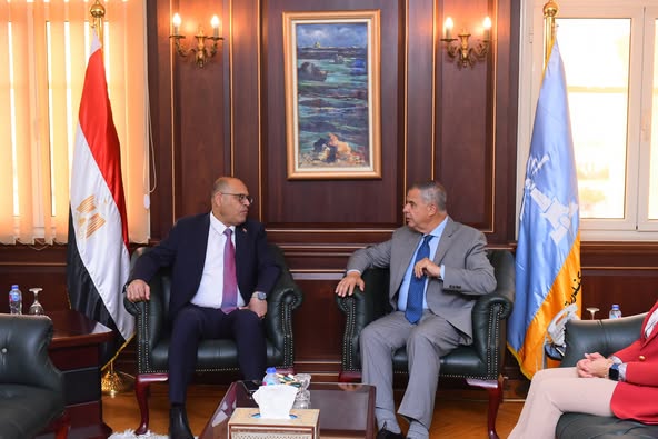 محافظ الإسكندرية يستقبل وزير العمل لبحث التعاون في ملفات التدريب والتشغيل محافظ الإسكندرية يستقبل وزير العمل لبحث التعاون في ملفات التدريب والتشغيل