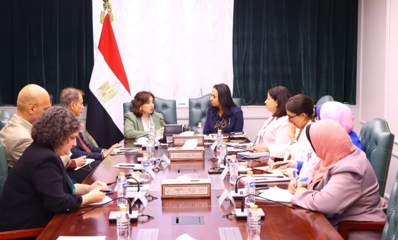 وزيرة التضامن: ستُعلن قريبًا في مؤتمر رسمي إطلاق مبادرة قومية لدعم الحضانات وزيرة التضامن: ستُعلن قريبًا في مؤتمر رسمي إطلاق مبادرة قومية لدعم الحضانات