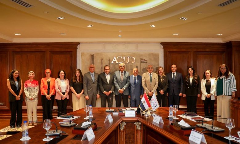 100 منحة دراسية مجانية من الجامعات الدولية بالعاصمة الإدارية لطلاب الثانوية العامة المتفوقين 100 منحة دراسية مجانية من الجامعات الدولية بالعاصمة الإدارية لطلاب الثانوية العامة المتفوقين