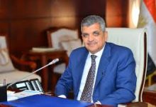 مد خدمة الفريق أسامة ربيع رئيسًا لهيئة قناة السويس لمدة عام