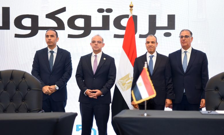 250 ألف جنيه حدًا للتغطية.. الدولة توسع مظلة التأمين للمصريين بالخارج 250 ألف جنيه حدًا للتغطية.. الدولة توسع مظلة التأمين للمصريين بالخارج