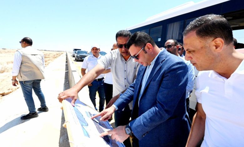 تنمية غرب رأس الحكمة على مساحة 93 ألف فدان.. وزير الإسكان يتابع التنفيذ