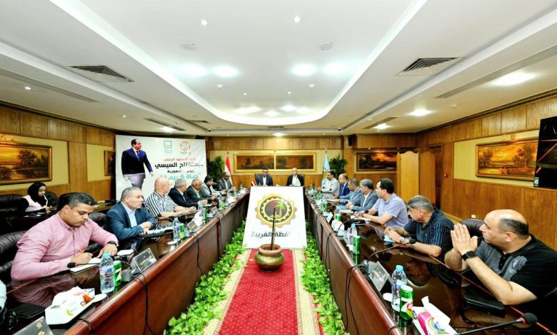 شريف الشربيني: إحلال وتجديد شبكات المياه والصرف الصحي لمواكبة الكثافات السكانية بالغربية شريف الشربيني: إحلال وتجديد شبكات المياه والصرف الصحي لمواكبة الكثافات السكانية بالغربية