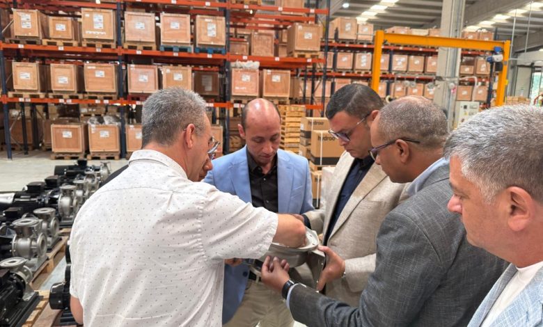 وزير الإسكان: مصر تستهدف التحول إلى مركز إقليمي لصناعة وتصدير الطلمبات الحديثة وزير الإسكان: مصر تستهدف التحول إلى مركز إقليمي لصناعة وتصدير الطلمبات الحديثة