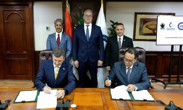مصر توقع 4 اتفاقيات غاز جديدة باستثمارات 340 مليون دولار وحفر 10 آبار مصر توقع 4 اتفاقيات غاز جديدة باستثمارات 340 مليون دولار وحفر 10 آبار