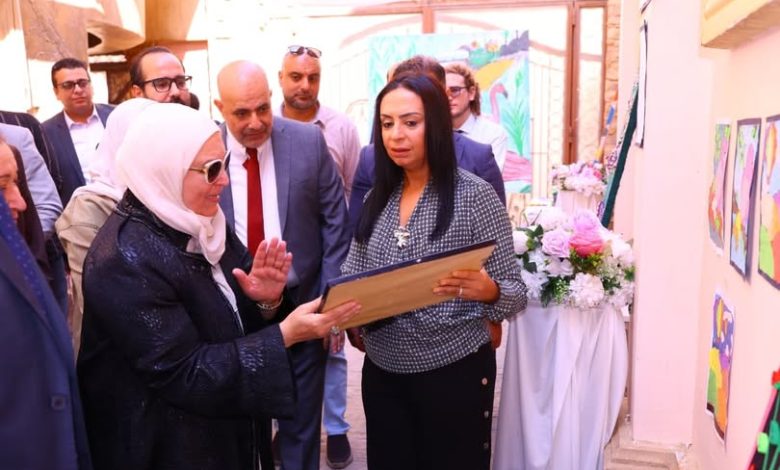 وزيرة التضامن تتفقد أكاديمية ألزهايمر ووحدة “الرعاية عن بعد” بجمعية الباقيات الصالحات