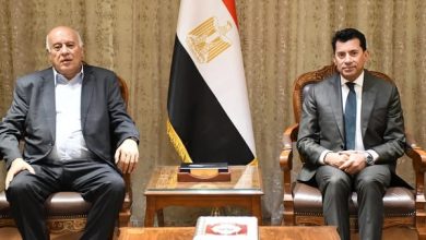 وزير الشباب والرياضة يلتقي نظيره الفلسطيني بمقر الوزارة بالعاصمة الإدارية