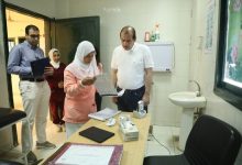 نائب وزير الصحة يتفقد وحدتي صحة ”55” و”الأسرة” بالمنيرة