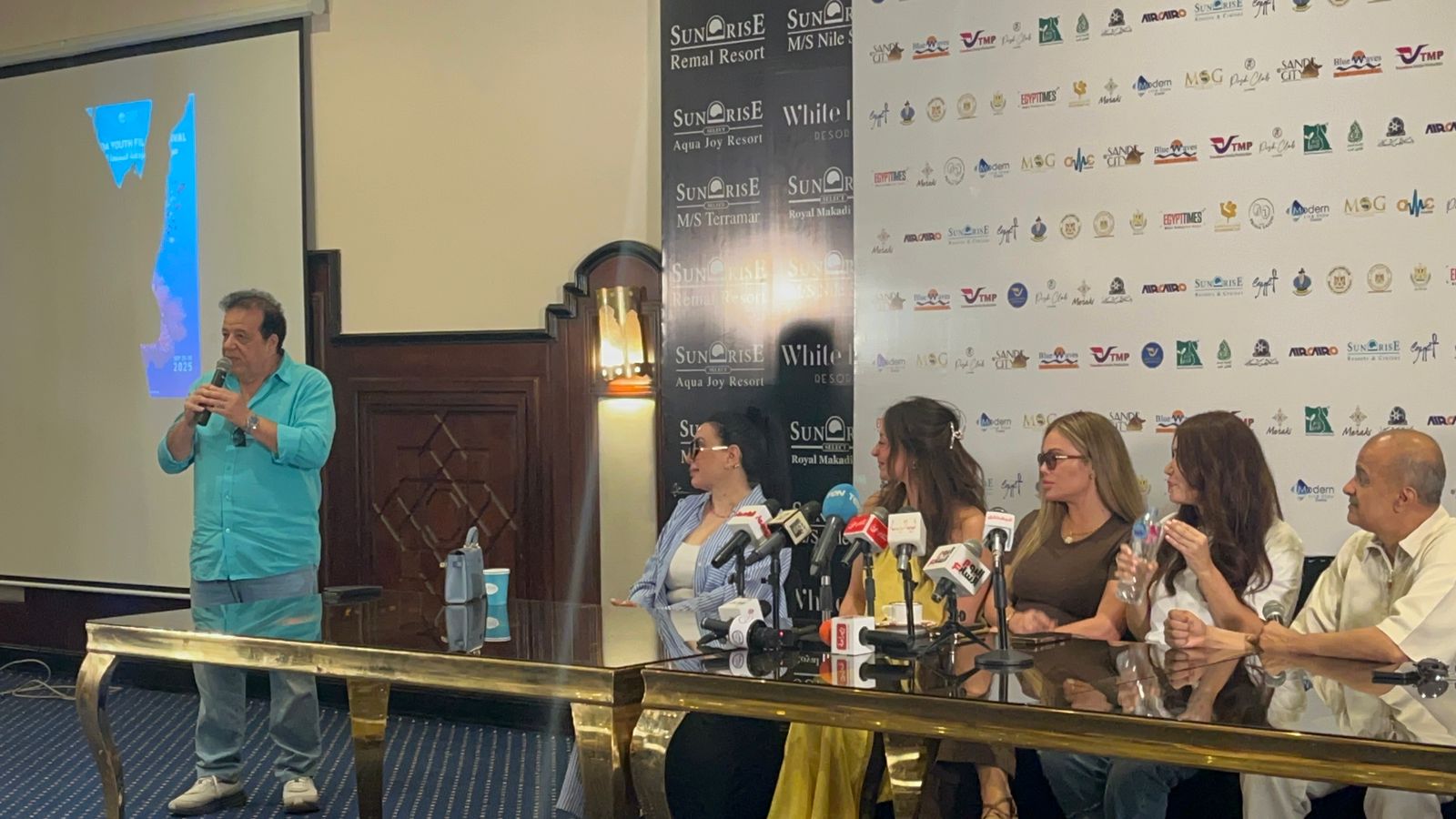 “مسافرون للسياحة” تنسق مع مهرجان الغردقة السينمائي لتنظيم احتفالية كبرى في سانت كاترين وشرم الشيخ للترويج السياحي