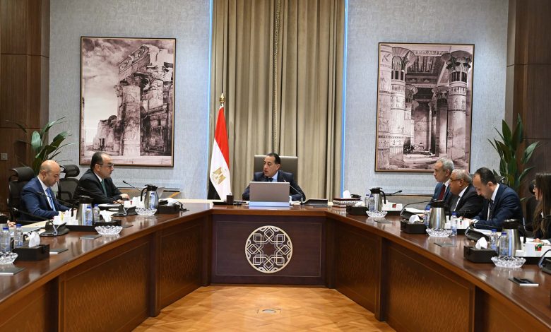 وزير قطاع الأعمال لـ”مدبولي”: التعاون مع القطاع الخاص يستهدف استغلال الأصول غير المستغلة
