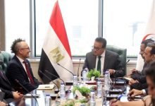 وزير الصحة يبحث مع نائب رئيس شركة “أليكسيون” تعزيز التعاون في مجال الأمراض النادرة والوراثية