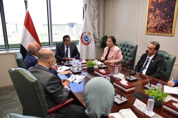 وزير الصحة يستقبل المدير التنفيذي لمصر بمجموعة البنك الدولي لبحث عدداً من الملفات المشتركة وزير الصحة يستقبل المدير التنفيذي لمصر بمجموعة البنك الدولي لبحث عدداً من الملفات المشتركة