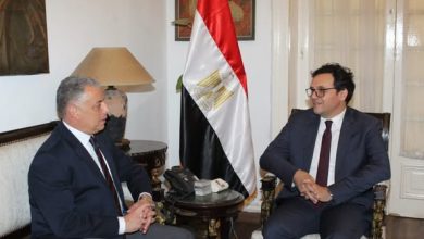 وزير الثقافة ومحافظ الإسماعيلية يبحثان ترتيبات الاحتفال بعام أم كلثوم والدورة الـ25 للمهرجان الدولي للفنون الشعبية