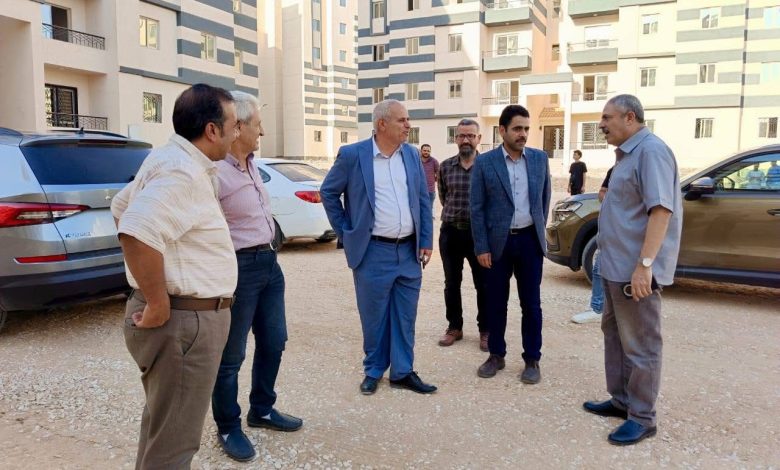 نائب رئيس هيئة المجتمعات العمرانية يتفقد مشروعات الإسكان والخدمات بالعبور الجديدة نائب رئيس هيئة المجتمعات العمرانية يتفقد مشروعات الإسكان والخدمات بالعبور الجديدة