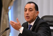 رئيس الوزراء يجيب عن السؤال المهم: متى يشعر المواطن بالتحسن.. ومتى يجني ثمار المؤشرات التي تنشرها الحكومة؟!