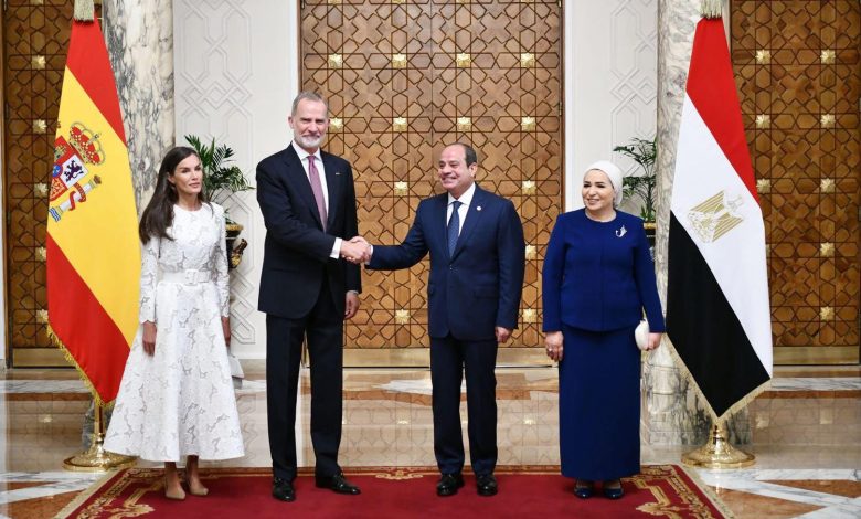 قمة مصرية – إسبانية في قصر الاتحادية لتعزيز التعاون الثنائي والقضايا الإقليمية قمة مصرية – إسبانية في قصر الاتحادية لتعزيز التعاون الثنائي والقضايا الإقليمية