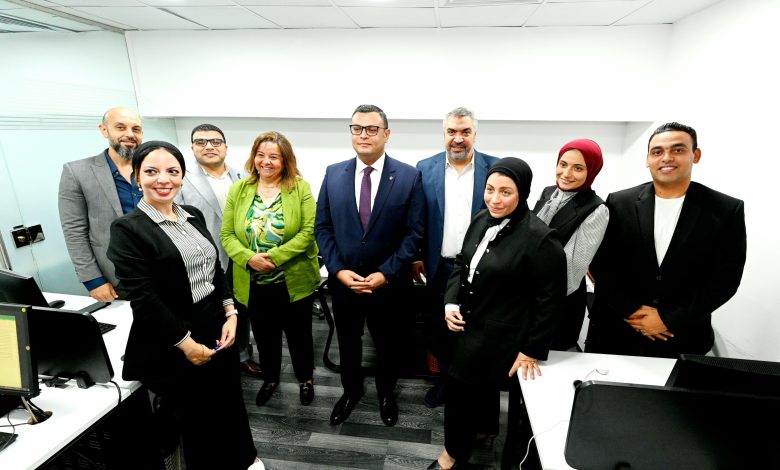 بالصور.. الشربيني يتفقد مقر صندوق الإسكان الاجتماعي ويشيد بمستوى الرقمنة وجودة الخدمات المقدمة للمواطنين بالصور.. الشربيني يتفقد مقر صندوق الإسكان الاجتماعي ويشيد بمستوى الرقمنة وجودة الخدمات المقدمة للمواطنين