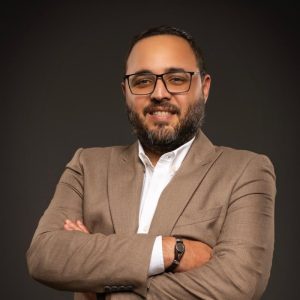 الدكتور عصام محمود
