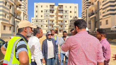 وزير الإسكان يتابع مشروعات البنية الأساسية والخدمات بالسويس الجديدة