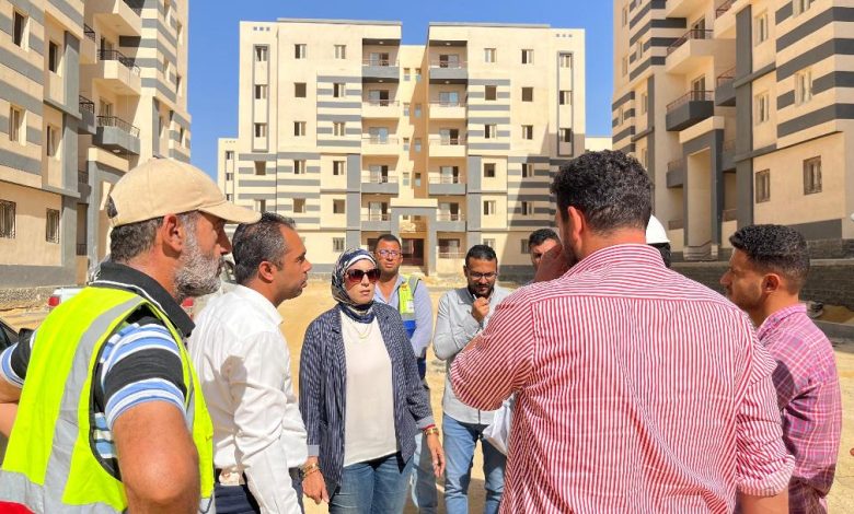 وزير الإسكان يتابع مشروعات البنية الأساسية والخدمات بالسويس الجديدة وزير الإسكان يتابع مشروعات البنية الأساسية والخدمات بالسويس الجديدة