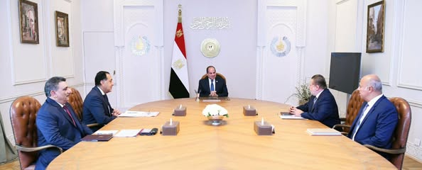 السيسي يتابع جهود البنك المركزي والحكومة لتعزيز الحصيلة الدولارية ورفع الاحتياطي الأجنبي السيسي يتابع جهود البنك المركزي والحكومة لتعزيز الحصيلة الدولارية ورفع الاحتياطي الأجنبي