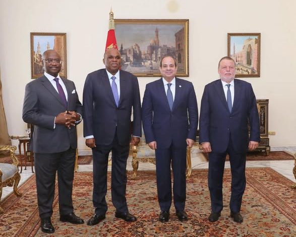بحضور محافظ البنك المركزي.. السيسي يستقبل رئيس بنك التصدير والاستيراد الأفريقي ورئيسه المرتقب لمناقشة سبل تعزيز التعاون 