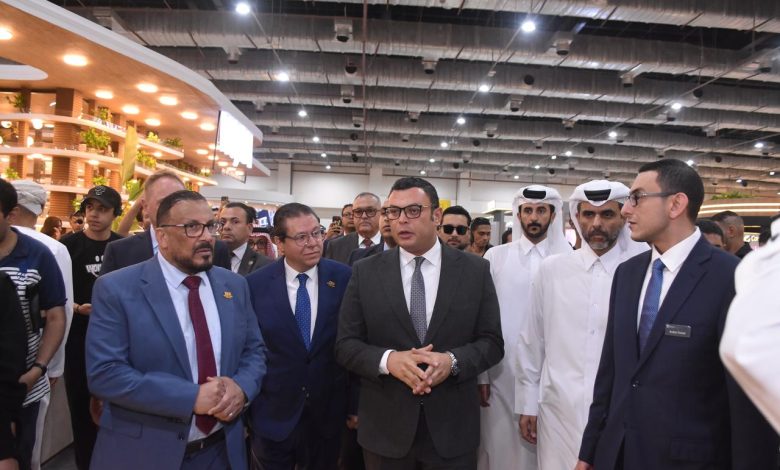 جولة موسعة لوزير الإسكان ورئيس جمعية المطورين العقاريين داخل أجنحة معرض سيتي سكيب 