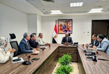 نائب وزير الإسكان يتابع منظومة الصرف الصحي بمدينة دهب