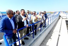 وزير الإسكان ومحافظ البحيرة يفتتحان محطة معالجة صرف صحي تخدم 150 ألف مواطن بمركز بدر
