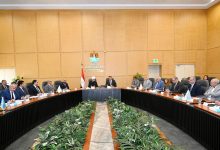 وزيرا الإسكان والأوقاف يبحثان تعزيز التعاون المشترك لدعم المبادرات الوطنية والتنمية العمرانية