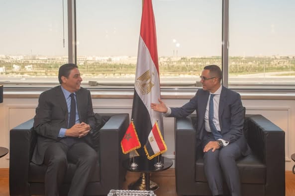 وزير الاستثمار يبحث مع نظيره المغربي تعزيز العلاقات الاقتصادية والتجارية المشتركة وزير الاستثمار يبحث مع نظيره المغربي تعزيز العلاقات الاقتصادية والتجارية المشتركة