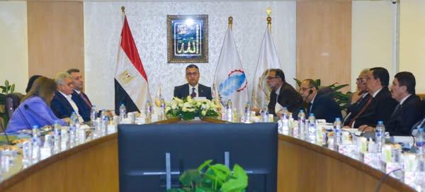 وزير التموين: القابضة للصناعات الغذائية إحدى الركائز الأساسية لضمان توافر السلع الأساسية بأسعار مناسبة