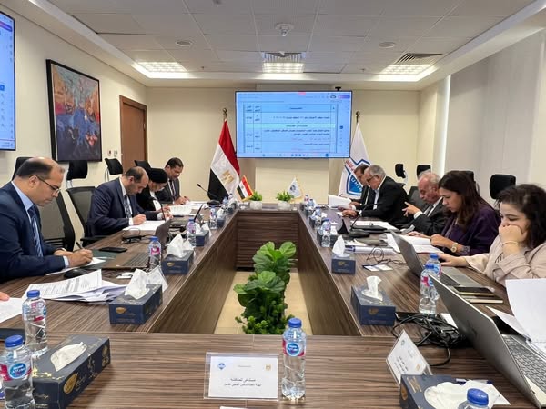 “التأمين الصحي الشامل” يقر السياسة الاستثمارية الجديدة لضبط المخاطر وتنويع العوائد “التأمين الصحي الشامل” يقر السياسة الاستثمارية الجديدة لضبط المخاطر وتنويع العوائد