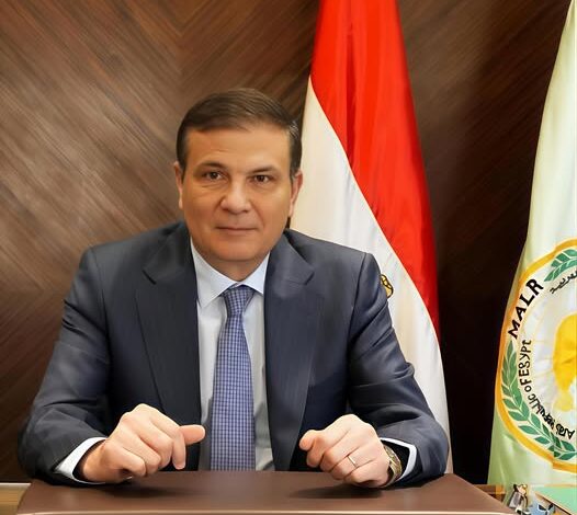 مصر تعزز التعاون الإقليمي في مكافحة الجراد الصحراوي للحد من مخاطر انتشاره  مصر تعزز التعاون الإقليمي في مكافحة الجراد الصحراوي للحد من مخاطر انتشاره