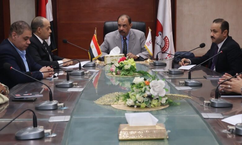 خالد أبو الوفا: بدء تنفيذ مبادرات تخفيف الأعباء المعيشية بسوهاج الثلاثاء المقبل خالد أبو الوفا: بدء تنفيذ مبادرات تخفيف الأعباء المعيشية بسوهاج الثلاثاء المقبل