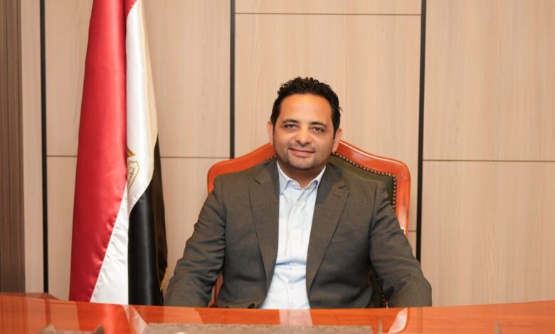 الكابتن أحمد الجابري: تقدمت بأوراق ترشحي نزولًا على رغبة أبناء الدائرة وسعيًا لخدمة الوطن الكابتن أحمد الجابري: تقدمت بأوراق ترشحي نزولًا على رغبة أبناء الدائرة وسعيًا لخدمة الوطن
