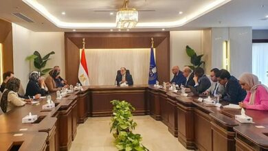 هيئة الدواء تبحث مع نقابة أطباء الأسنان سبل دعم وتطوير منظومة الأدوية والمستلزمات الطبية هيئة الدواء تبحث مع نقابة أطباء الأسنان سبل دعم وتطوير منظومة الأدوية والمستلزمات الطبية