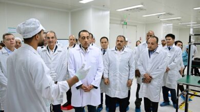 رئيس الوزراء يفتتح مصنع شركة “أوبو” العالمية لتصنيع الهواتف المحمولة بالعاشر من رمضان