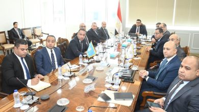 وزير الإسكان يعقد اجتماعاً لبحث ملف تشغيل مشروع حدائق تلال الفسطاط
