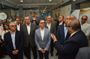 وزير الاستثمار 