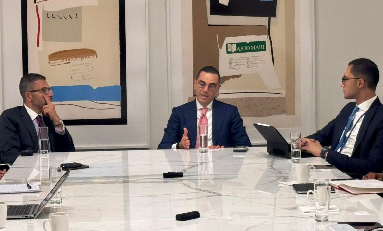الخطيب: نعمل على إصلاح مناخ الاستثمار من خلال تبسيط الإجراءات وإزالة المعوقات وتعزيز الإطار المؤسسي والتشريعي الخطيب: نعمل على إصلاح مناخ الاستثمار من خلال تبسيط الإجراءات وإزالة المعوقات وتعزيز الإطار المؤسسي والتشريعي